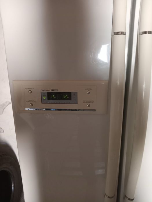 Продам холодильник Samsung