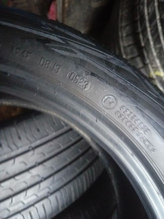 Sprzedam bardzo ładne opony Continental 225/45 r18