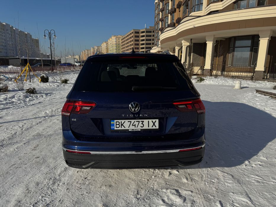 7місць, Шкіра, Електро привід багажника, Матрична оптика