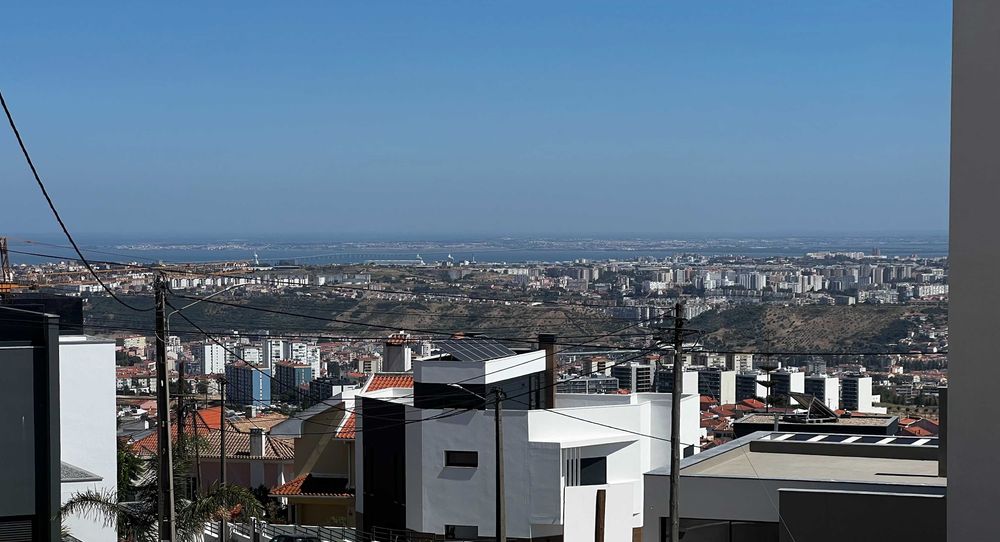 Terreno Urbano Com 2 Frentes e Vista Única
