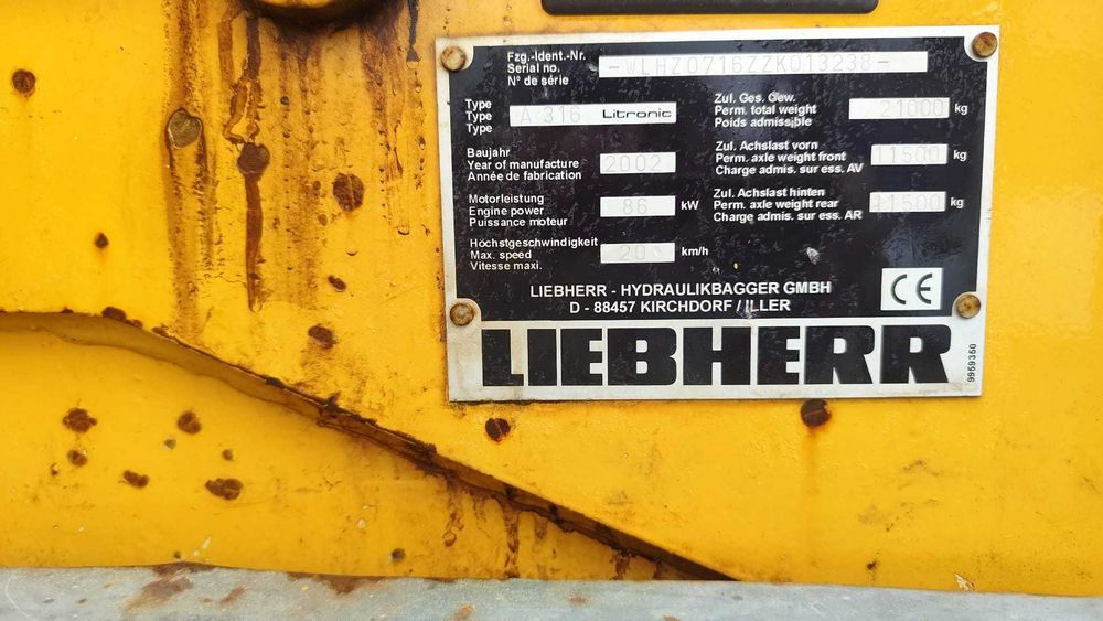 Giratória Liebherr 316 Litronic – Excelente oportunidade!