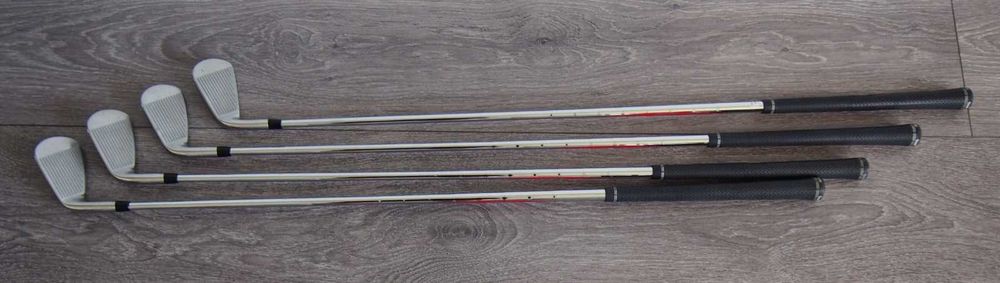 Kije do golfa Zestaw Ironów Titleist T300 (7, 8, 9, P) | Szafty N.S. PRO MODUS3 | Stan BARDZO DOBRY Stiff flex