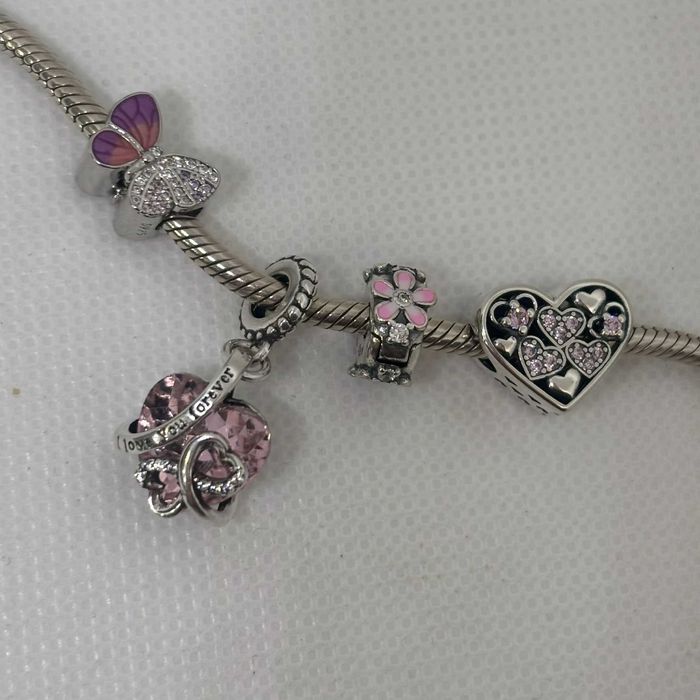 Darmowa dostawa! Zestaw 4 charmsów