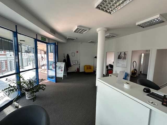 Lokal biurowo-usługowy o pow. 78,76 m2 centrum – Rynek
