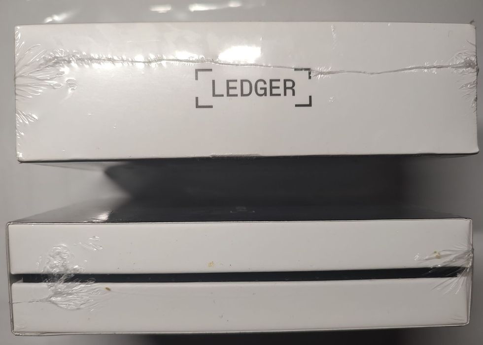 Криптогаманець Ledger Nano X + Nano X Pod