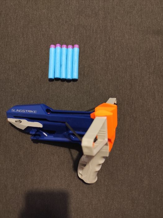 Nerf N-strike Slingstrike