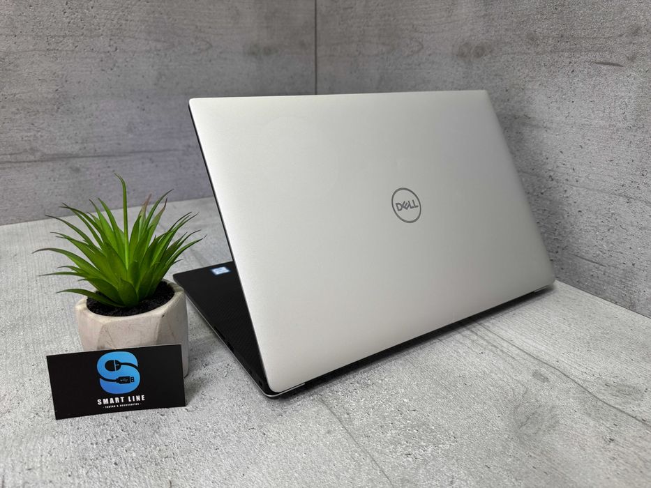 Потужний ноутбук Dell Precision 5540/i9-9880H/Nvidia/32 ddr4/512 ssd