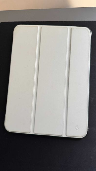 Apple iPad 11'' 2025 - 256GB - Wi-Fi - Prateado