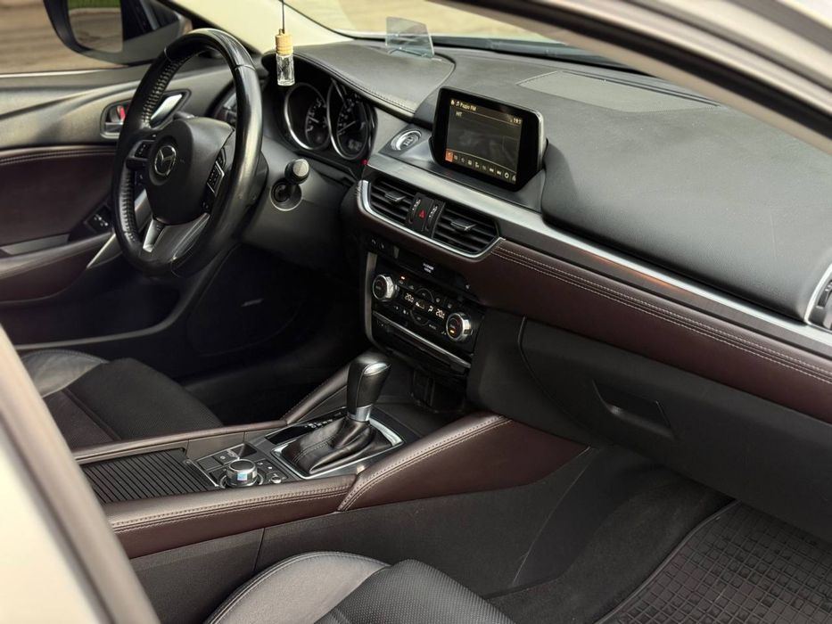 Продаж Автомобіля Mazda 6 Максимальна