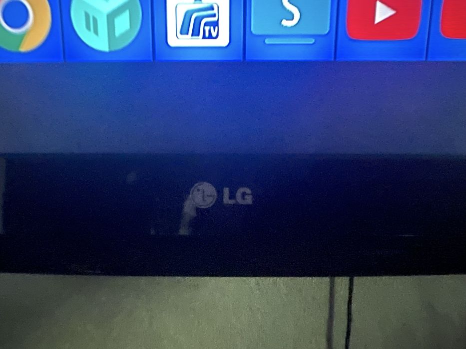 Телевізор LG 32 діагональ робочий з приставкою