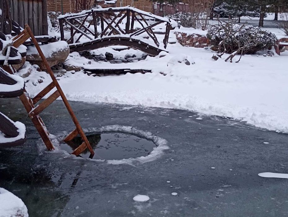 Дом будинок возле Фастова Баня сауна прорубь барбекю