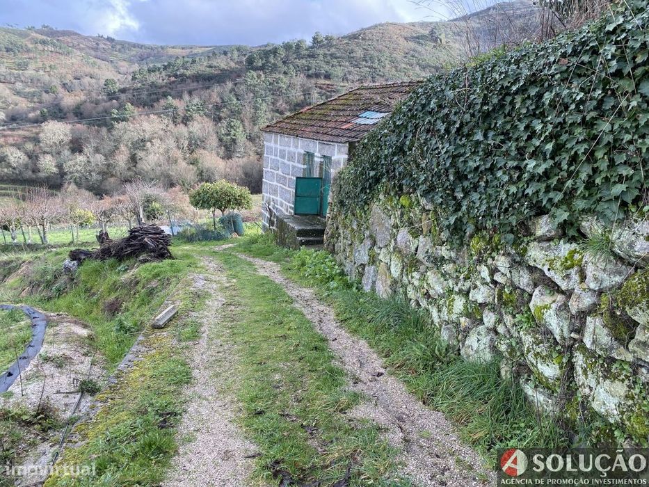 Refúgio de Montanha "Off-Grid" em Plena Natureza