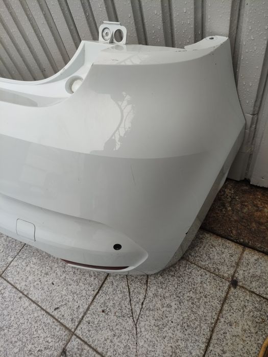 Parachoques trás Renault Clio V