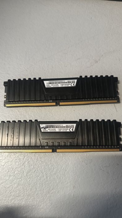 Pamięć RAM DDR4 2x4gb