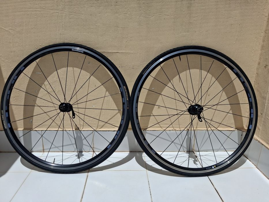 Par de rodas ciclismo shimano R500 WH R501