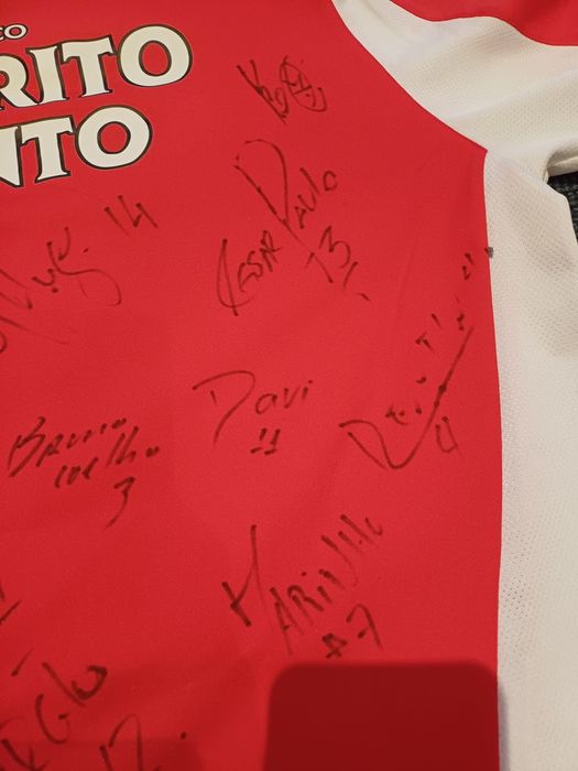 Camisola futebol Benfica assinada
