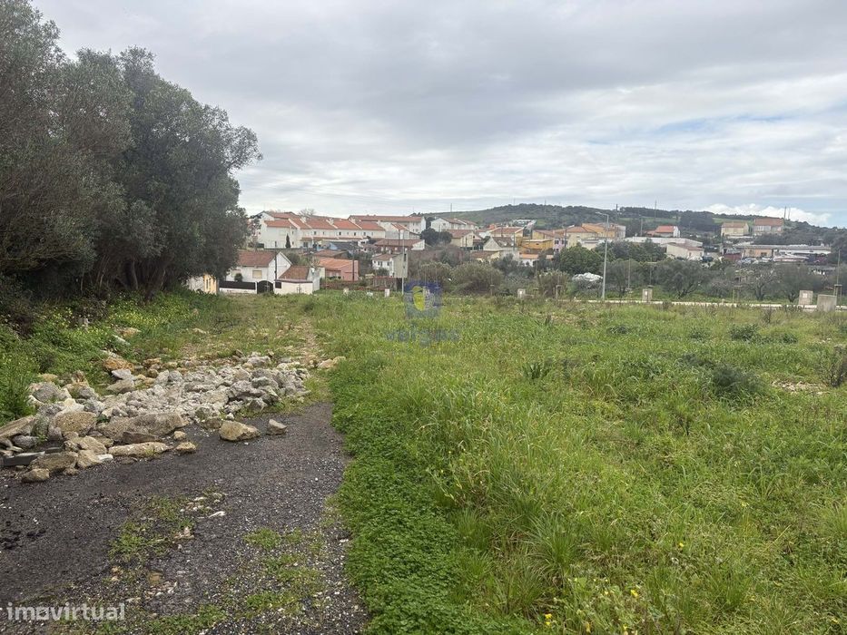 LOTE 7 - Lote urbano em Albarraque