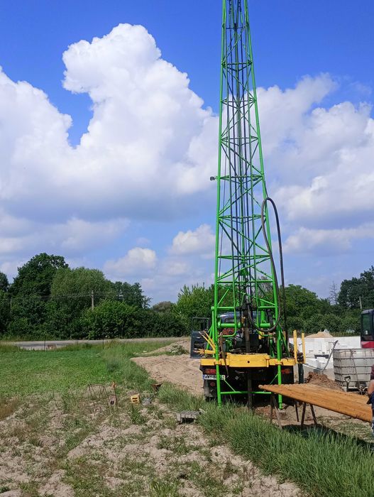 Wiercenie Studni odwiert studnia głębinowa