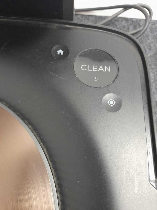 iRobot Roomba s9+ – robot sprzątający z automatycznym opróżnianiem