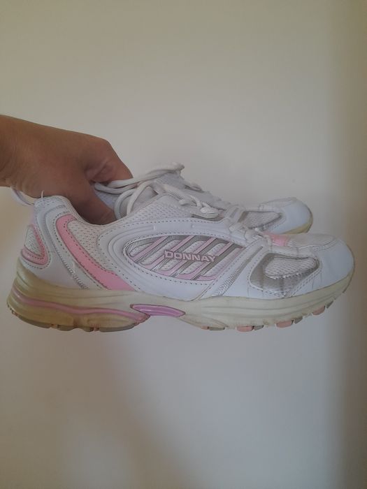 кррсівки Donnay. p.39.