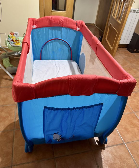 Berço e/ou cama portátil