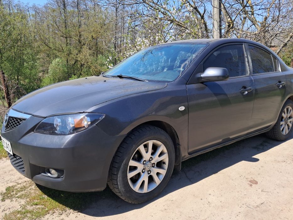 Продам мазду 3  2006року