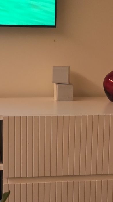 Conjunto de som bose subwoofer e dois satélites