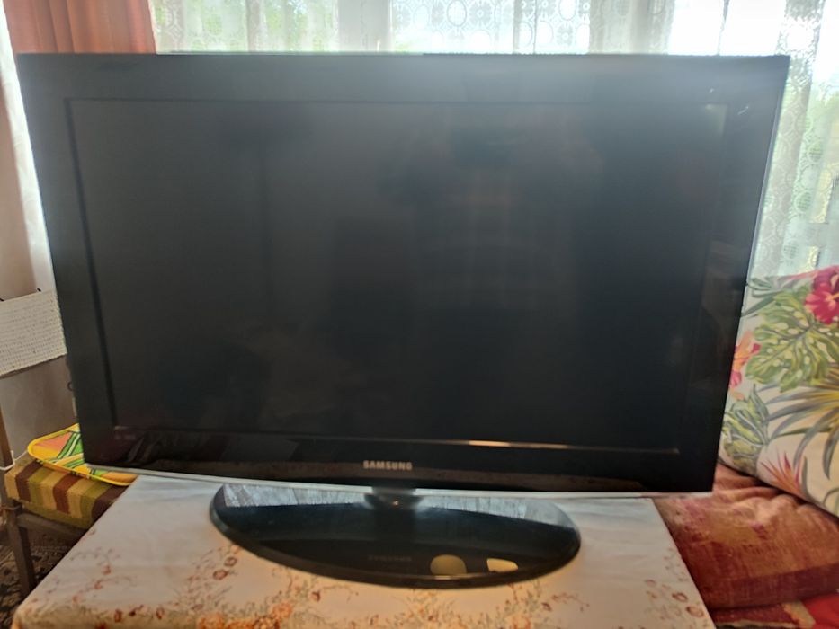 TV Samsung 32" + dekoder DVB-T