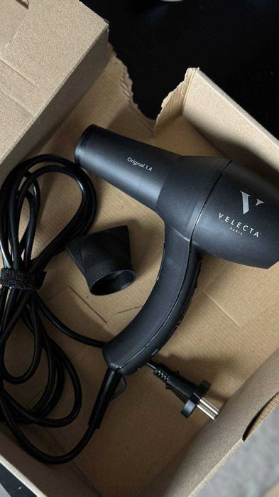 Profesjonalna suszarka do włosów