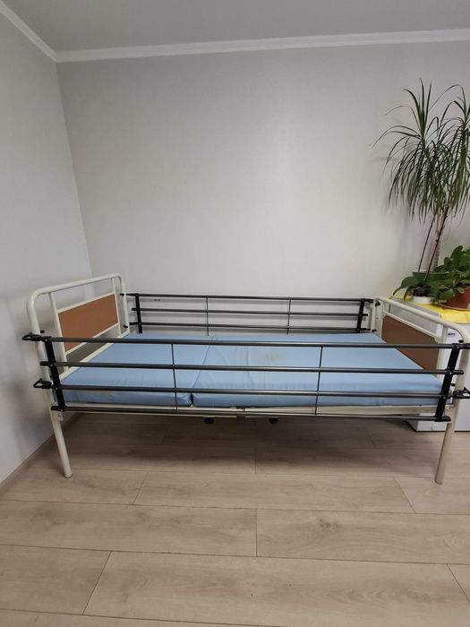Продам кровать для лежачих больных.