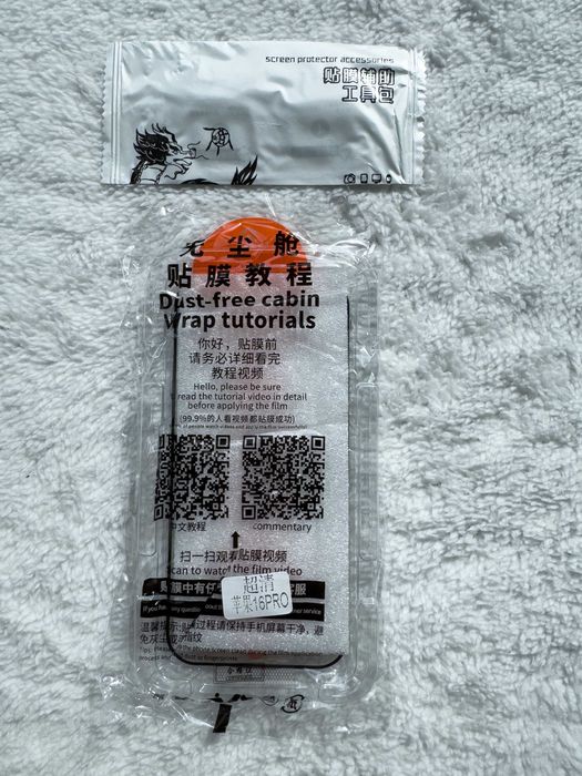 Szkła hartowane z aplikatorem/ ramką pozycjonującą do iPhone