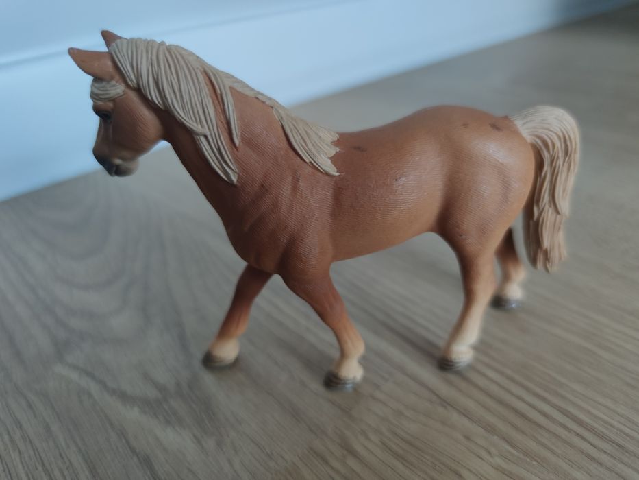 Figurka Schleich koń