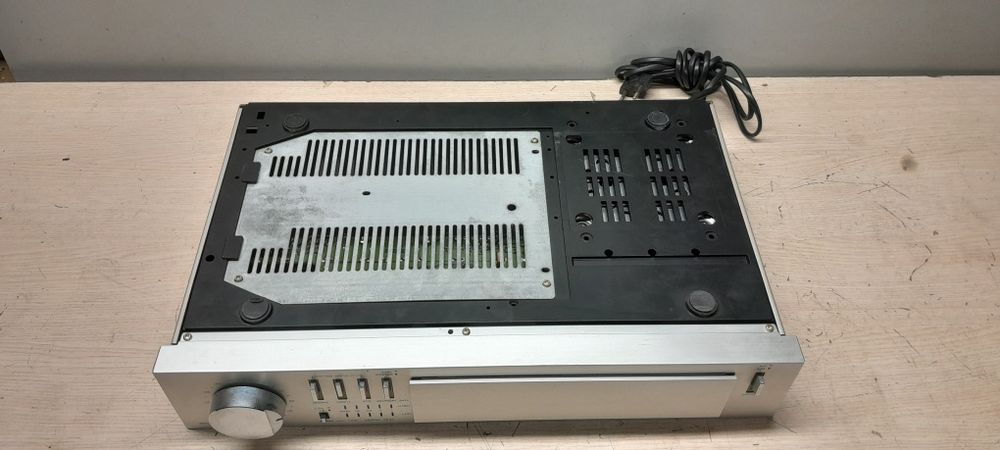 Wzmacniacz General A800