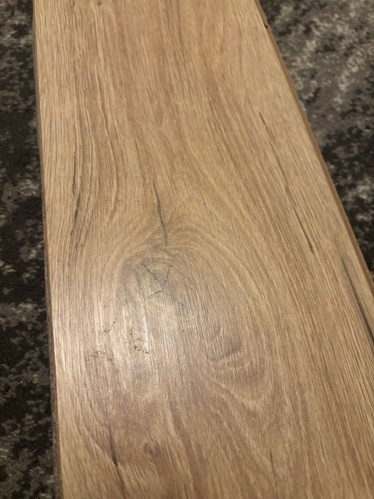 Panele podłogowe, 1 paczka ~ 2,20 m2.