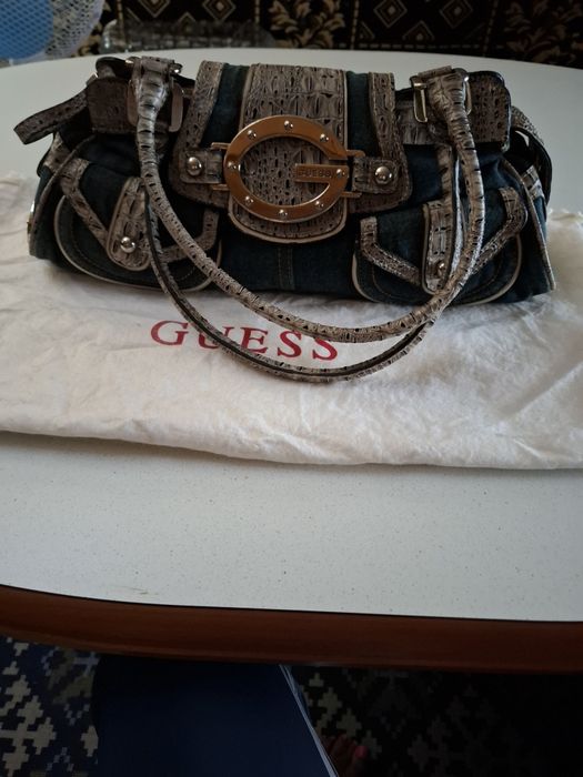 Bolsa Guess vintage y2k G