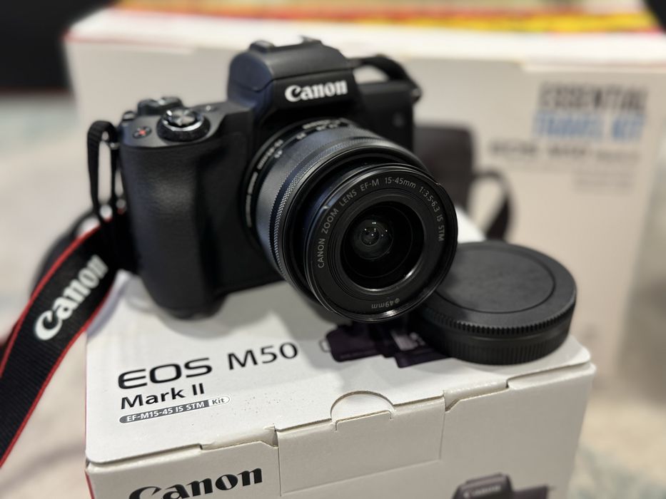 Canon EOS M50 Mark II + Kit Completo (Como Nova) – Ideal para Foto e Streaming