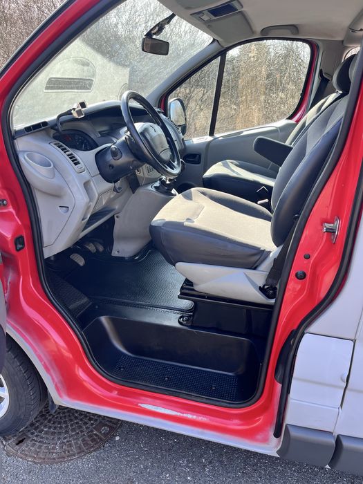 Renault trafic l2h2 długi