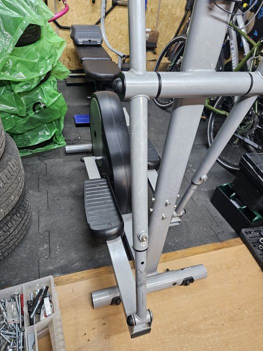 Solidny Orbitrek Medion MD 7392 | Max 150kg | Stabilny i Wytrzymały