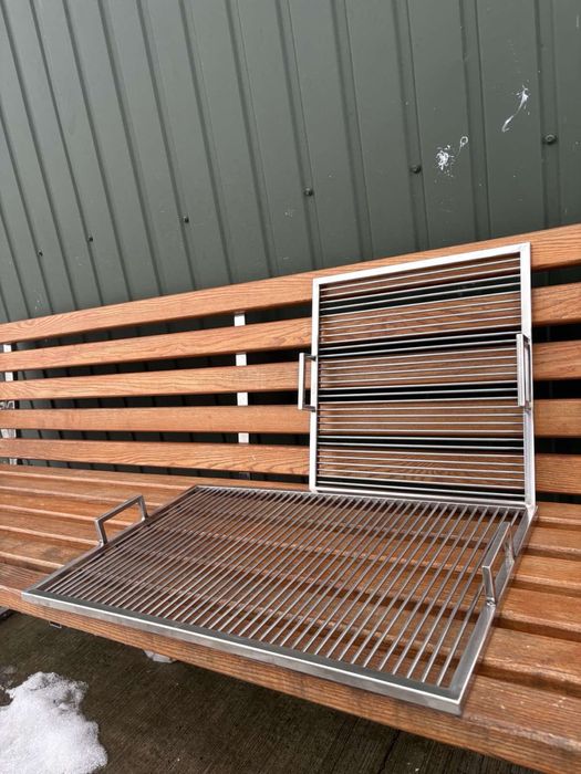 Решітка-гриль із нержавіючої сталь.На замовленя