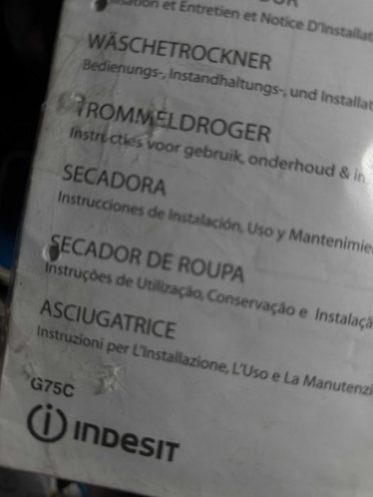 Máquina Secar de Condensação Indesit G 75 C