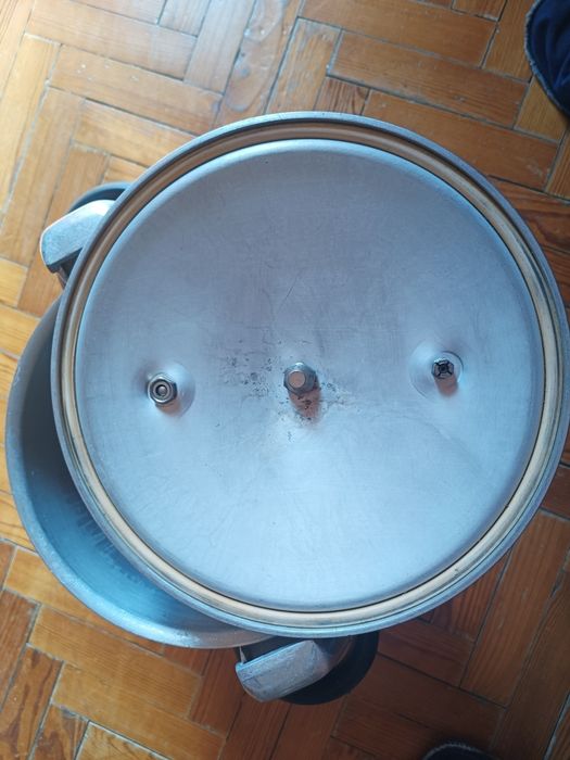 Panela de pressão SILAMPOS - 12 LITROS