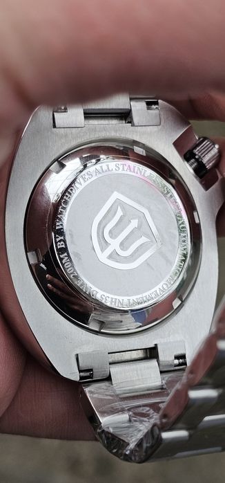 Наручний механічний годинник, сапфірове скло, керамічний безель, японська механіка NH35, діаметр 44 мм. Водонепроникний 200 метрів