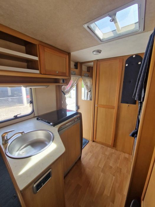 Autocaravana Ford Riviera impecável
