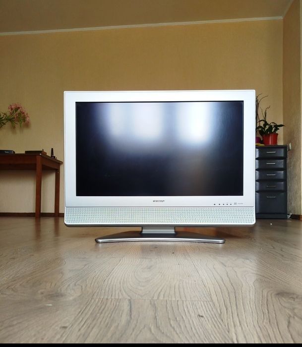 Заголовок: Телевізор Sharp 32" (LC-32SV1E) – Японська якість, HDMI, чудовий стан