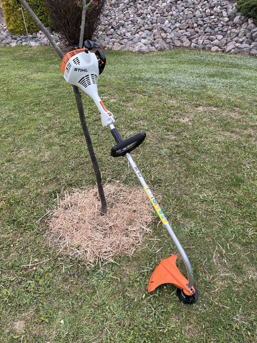 Kosa Podkaszarka Wykaszarka STIHL  FS 38 spalinowana mechaniczna żyłka
