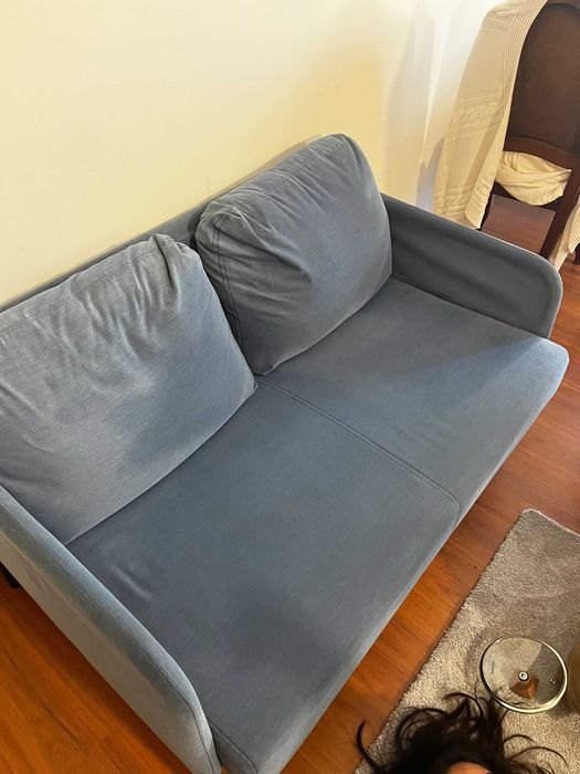 Sofá cinzento, ótimo estado