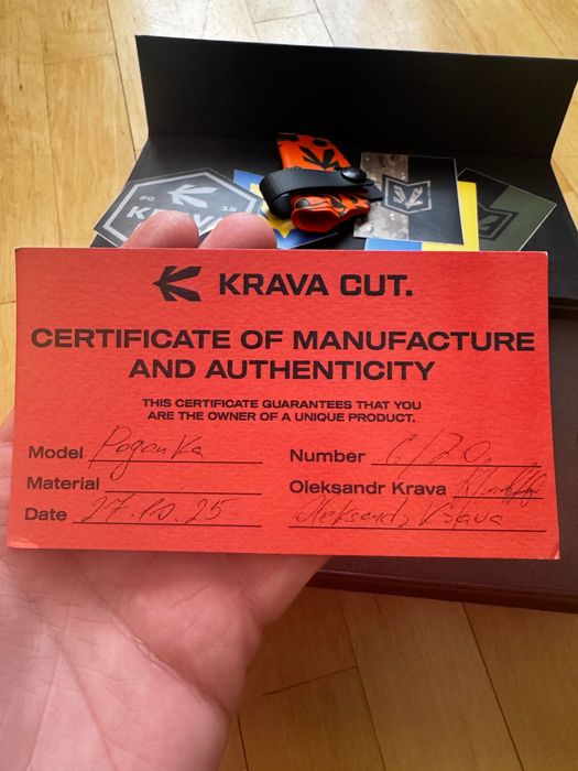 Ніж KravaCut Поганка, лімітована серія Halloween