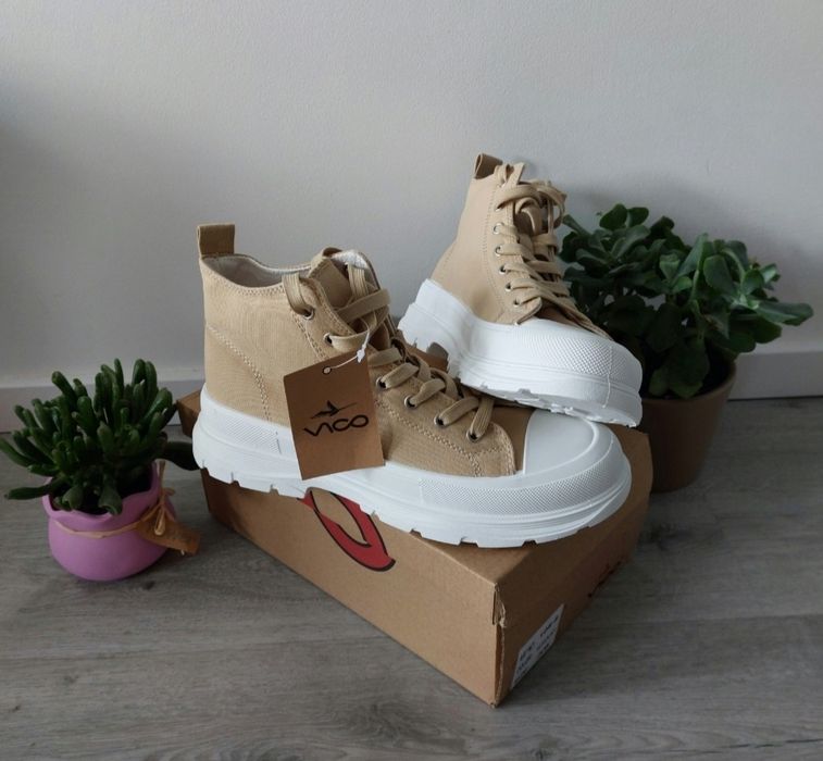 Nowe buty wysokie trampki sneakersy wyższa podeszwa kremowe bezowe 41