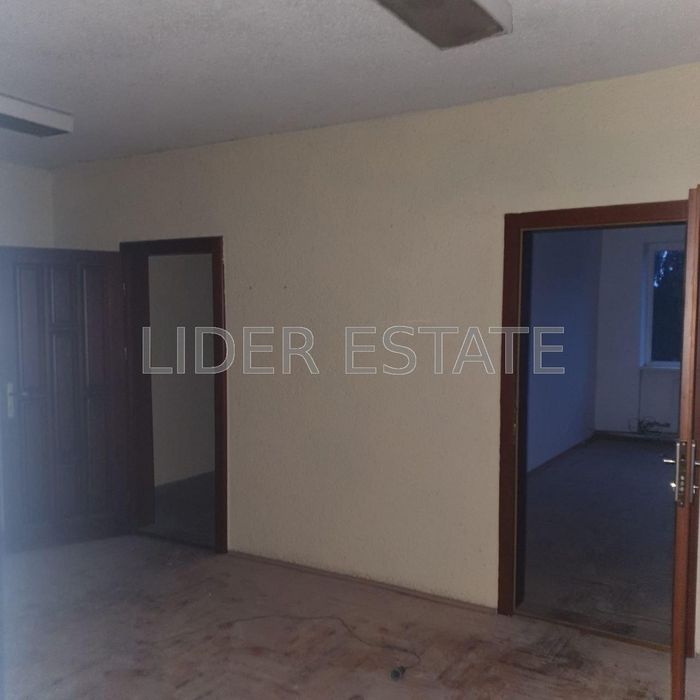 Оренда офісу 200 м², Ужгород, 3 поверх