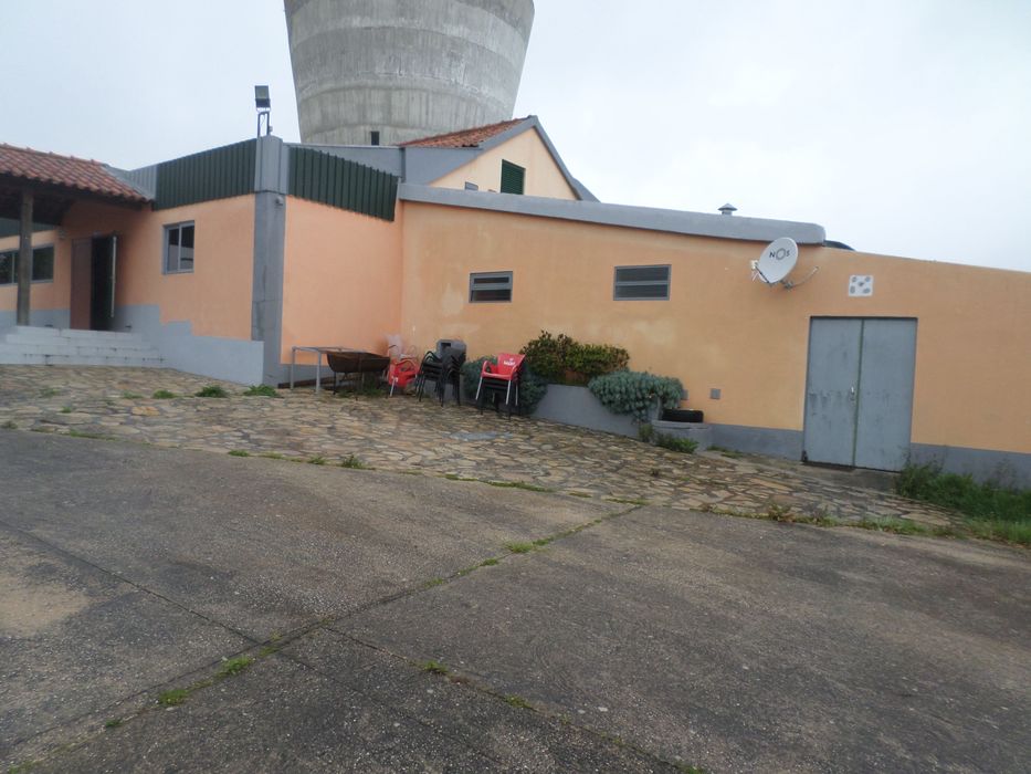 Bar com terreno pode construir, Nadadouro, Caldas da Rainha